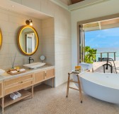 MALEDIVY - MILAIDHOO ISLAND 1