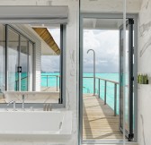 MALEDIVY_-_MAAFUSHIVARU_MALDIVES_9