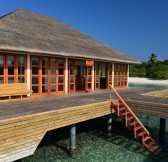 MALEDIVY_-_KUDAFUSHI_MALDIVES_7