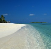 MALEDIVY_-_KUDAFUSHI_MALDIVES_10