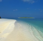 MALEDIVY_-_KUDAFUSHI_MALDIVES_19