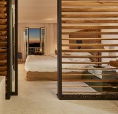 MYKONOS_-_MYCONIAN_ROYAL