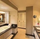 lemuria-seychelles-2016-ab-junior-suite-66-bathroom_hd_2