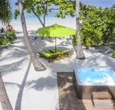 MALEDIVY_-_EMERALD_MALDIVES_RESORT_41