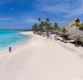 MALEDIVY_-_EMERALD_MALDIVES_RESORT_44