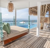 MALEDIVY_-_EMERALD_MALDIVES_RESORT_51