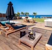 Recko-Kreta-hotel-Abaton-Island-resort-spa-pokoj-suite-private-pool-outdoor-jacuzzi-1