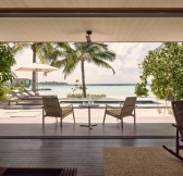 Maledivy-Patina-Maldives-One-Bedroom-Sunset-Beach-Pool-1