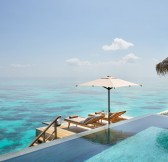 Maledivy-Joali-Maldives-Luxury-Resort-Muravandhoo-Island-Maldives-Water-Villa-Infinity-Pool-6