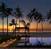 Maledivy-OneOnly-Reethi-Rah-Luxury-Resort-Beachfront-Villa-Pool-Sunset-1