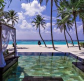 Maledivy-OneOnly-Reethi-Rah-Luxury-Resort-Grand-Beach-Villa-Beachfront-View-3
