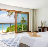 Maledivy-Amilla-Fushi-Oceanfront-Beach-Villa-4