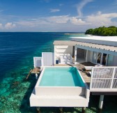 Maledivy-Amilla-Fushi-Reef-Water-Pool-Villa-2