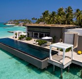 Maledivy-Cheval-Blanc-Randheli-Luxury-Resort-Noonu-Atoll-Overwater-Villa-2