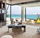 Maledivy-Cheval-Blanc-Randheli-Luxury-Resort-Noonu-Atoll-Private-Island-vila-4