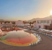 SAE - FAIRMONT FUJAIRAH - Lava_at_sunset 1