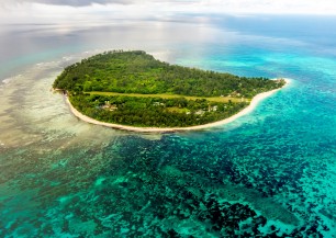 DENIS PRIVATE ISLAND