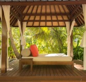 Denis-Private-Island_Rooms_Delux-Beach-Cottage