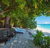 Denis-Private-Island_Rooms_Beach-Cottage-Beachfront-001