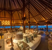 Denis-Private-Island_Restaurant-Lounge-001