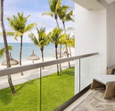 OO_LeSaintGéran_Accommodation_Beach_Front_Room_Balcony