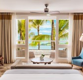 OO_LeSaintGéran_Accommodation_Lagoon_Balcony_Room_Wide