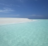 moofushi-maldives-2021-bs-beach-03_hd