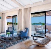 Baglioni_Resort_Sardinia_Maddalena_Suite_Living_Room
