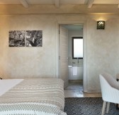 Baglioni_Resort_Sardinia_Maddalena_Suite_Bedroom1