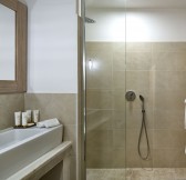 Baglioni_Resort_Sardinia_San_Pietro_Suite_Bathroom