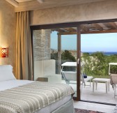 Baglioni_Resort_Sardinia_San_Pietro_Suite_Bedroom_2