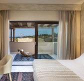 Baglioni_Resort_Sardinia_Tavolara_Suite_Bedroom_2