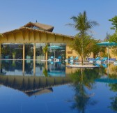 Emiraty-Dubai-Anantara_World_Islands_Dubai_Pool_View_Adjacent_To_Grand_House