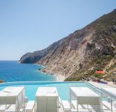 Recko-Milos-hotel-Milos-cove-3