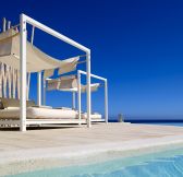 Recko-Milos-Artemis-Seaside-Resort-10