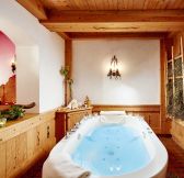 RAKOUSKO - RELAIS & CHATEAUX SPA HOTEL JAGDHOF 28