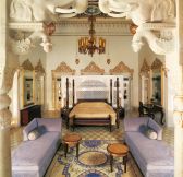 INDIE - Taj Lake Palace - Chandraprakash Suite