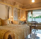 INDIE - Taj Lake Palace - Luxury_Room_Lake_View 2