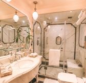 INDIE - Taj Lake Palace - Rang_Mahal_-_A_Historical_Suite 2