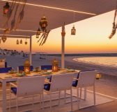 Emiraty-Abu-Dhabi-Anantara-Santorini-Abu-Dhabi-Retreat-6