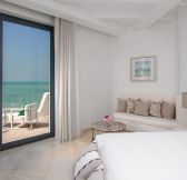 Emiraty-Abu-Dhabi-Anantara-Santorini-Abu-Dhabi-Retreat-22