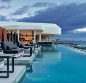 ROYAL HIDEAWAY CORALES SUITES 10