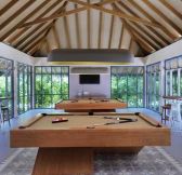 VAKKARU MALDIVES - coconut-club-pool-tables