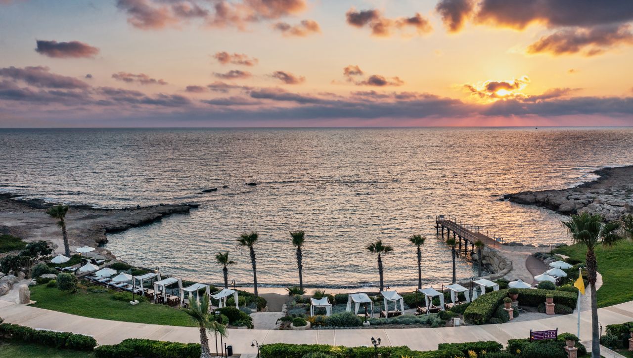 ELYSIUM BEACH RESORT *****