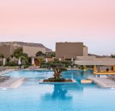 AMADA COLOSSOS RESORT 