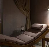 SPLIT - LE MERIDIEN LAW 54