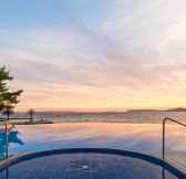 SPLIT - LE MERIDIEN LAW 44