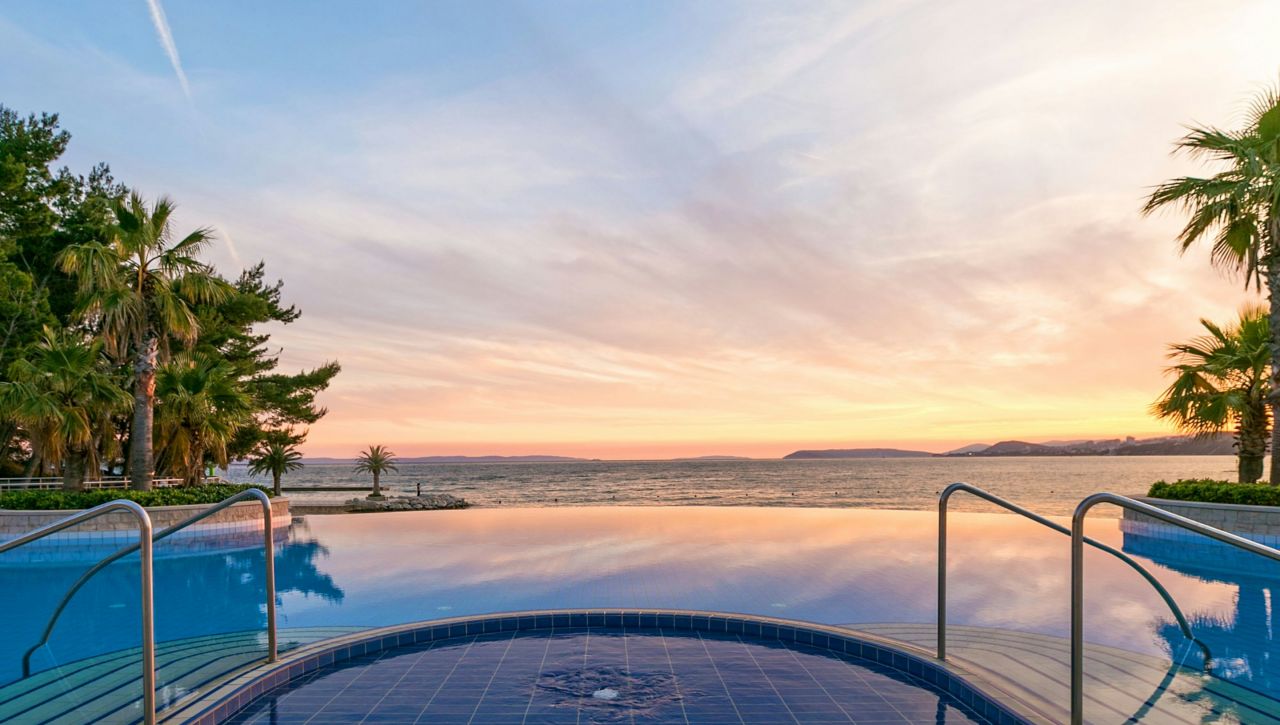 LE MERIDIEN LAV *****