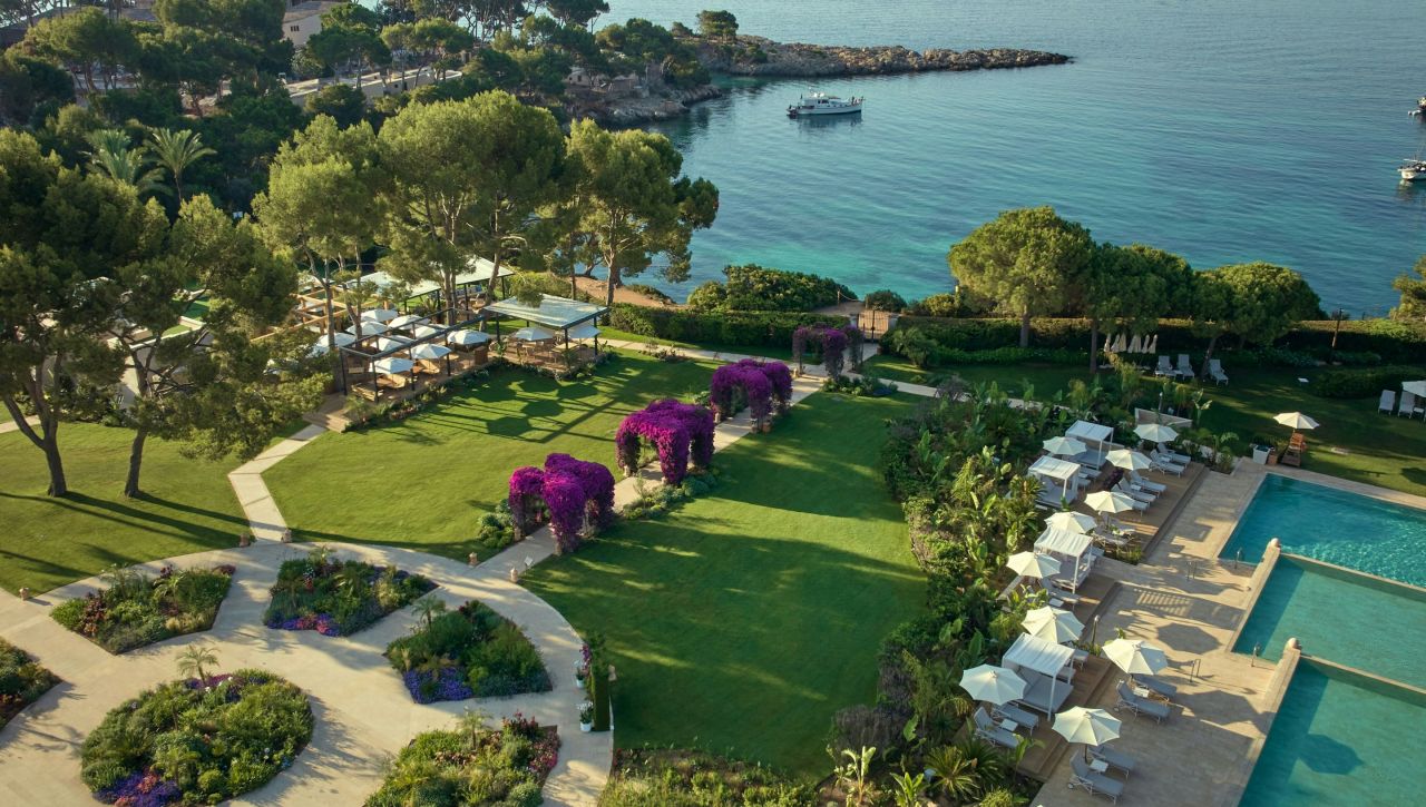 ST. REGIS MARDAVALL MALLORCA RESORT  *****
