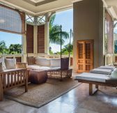 MAURITIUS - ST. REGIS LE MORNE - spa-relaxation-area